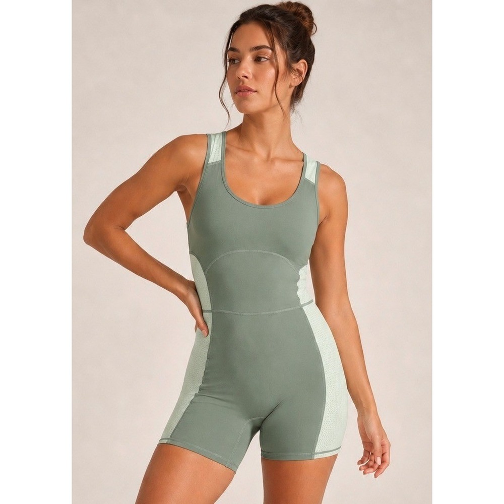 Fabletics Unitard Romper Green L Athletic One Piece Shorts Jumpsuit Built In Bra - Picture 4 of 8